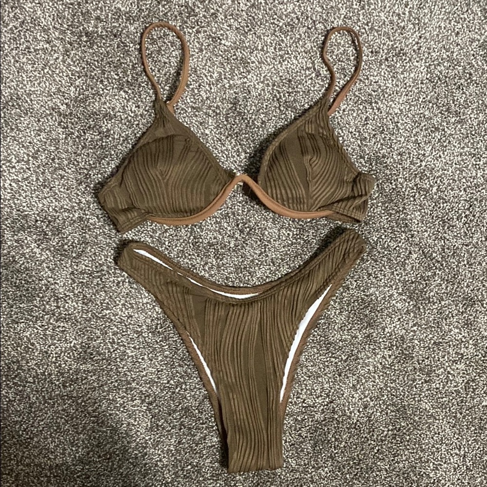 SHEIN Brown Ribbed Bikini Set